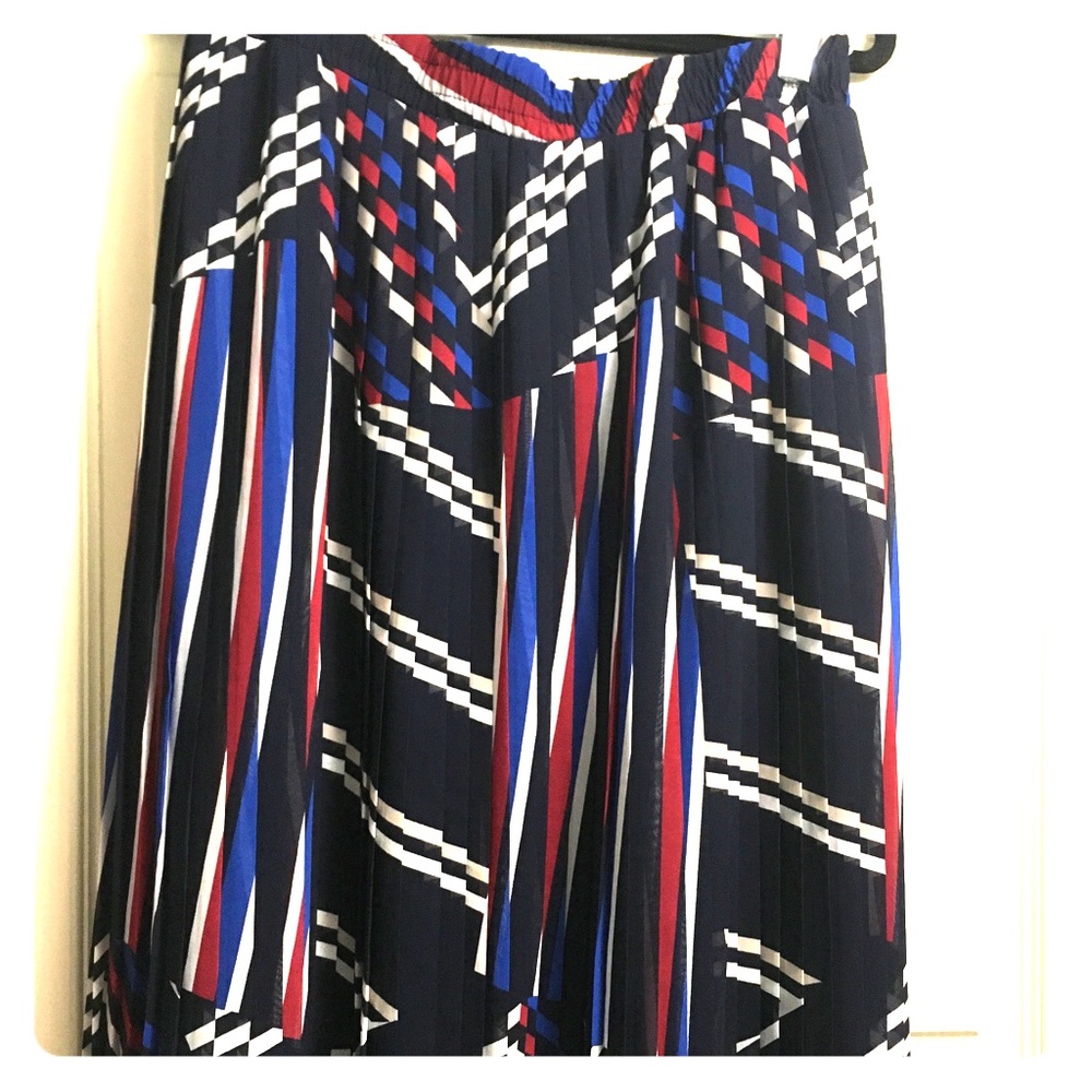 Multicolored red, white and blue skirt